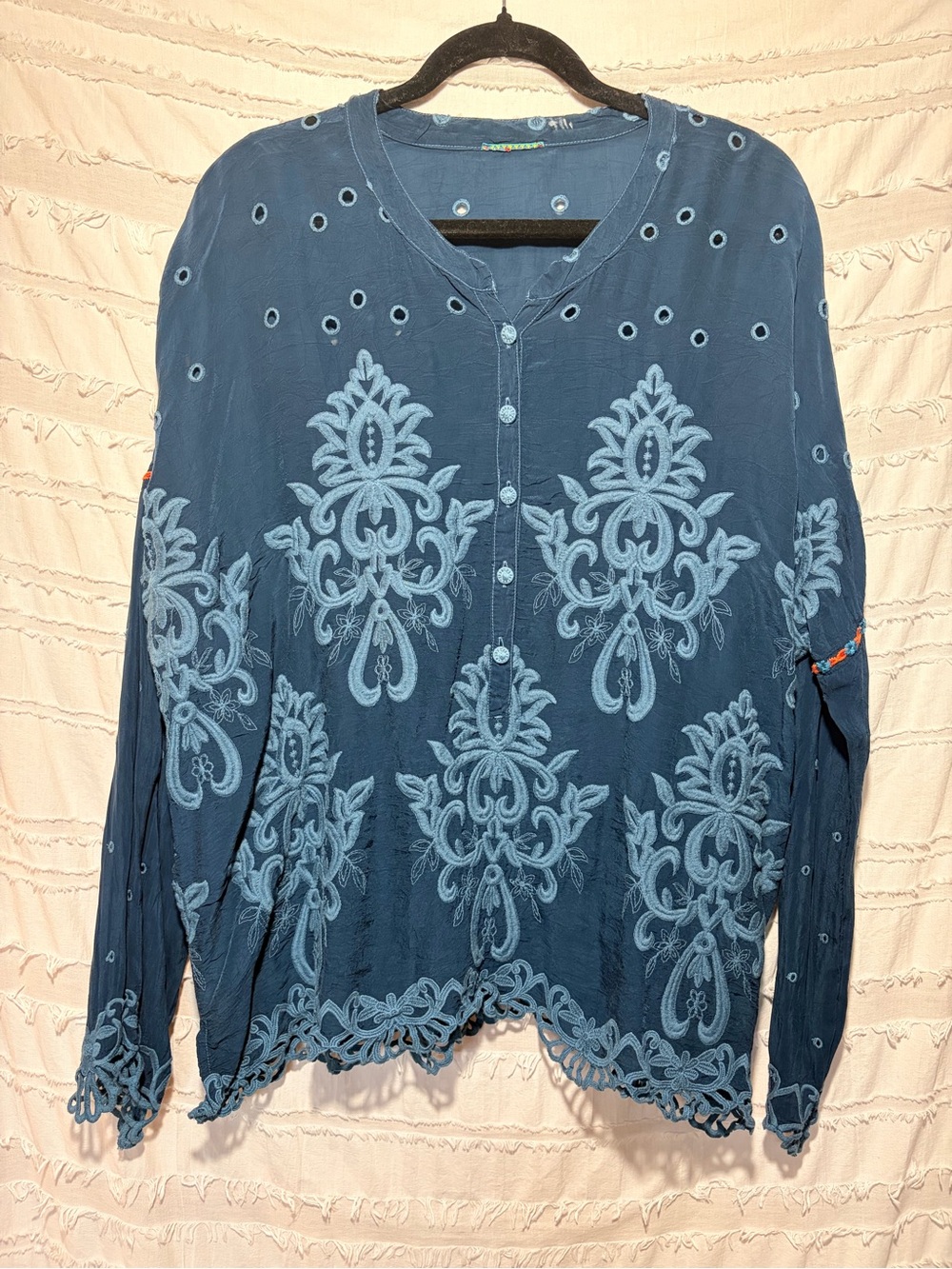 Johnny Was embroidered tunic blouse